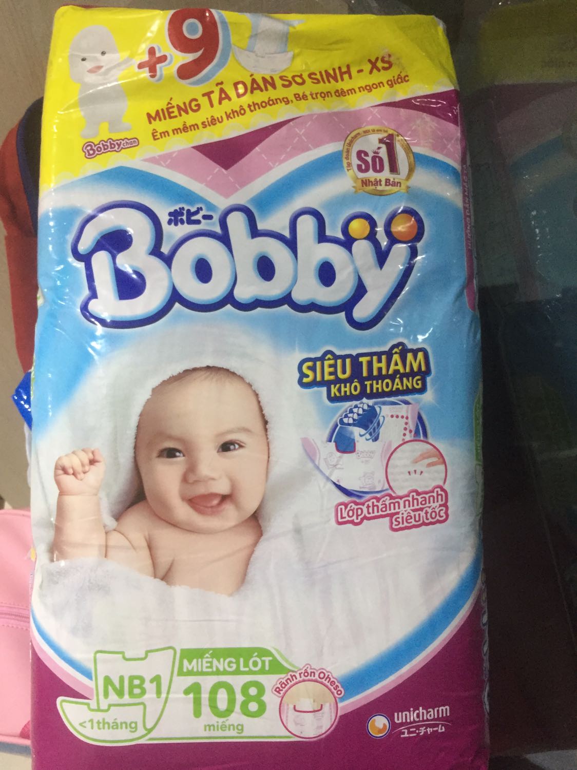 Hàng giao nhanh, trên bao vì ghi tặng 9 miếng tả dán mà thực tế không có nha. Dù sao cũng cảm ơn shop! Làm sau sẽ ủng hộ tiếp ah!