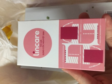 Túi lụa xịn nha, kéo dễ dàng. Đút gọn gàng, tiện lợi. Many thanks shop ạ!!