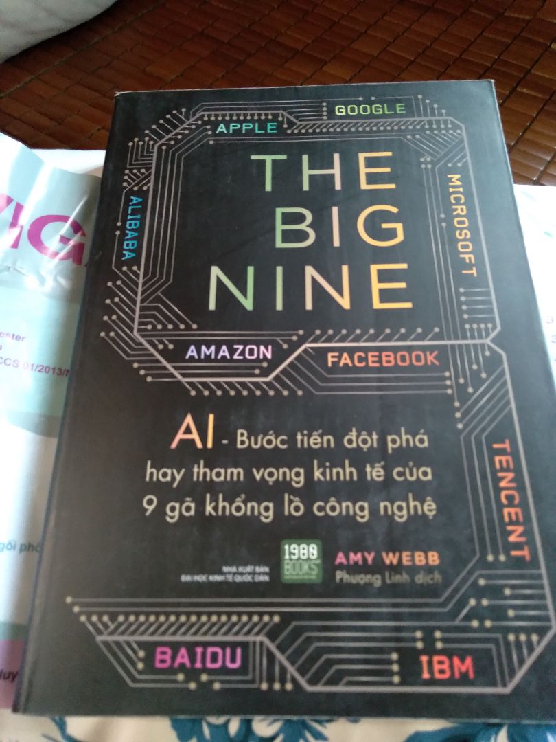 Sách ko được mới lắm, giấy tốt. Mua lúc sale nên ko đòi hỏi gì nhiều. Sách về công nghệ với mình thì khó nhưng cũng ráng đọc để hiểu vậy!