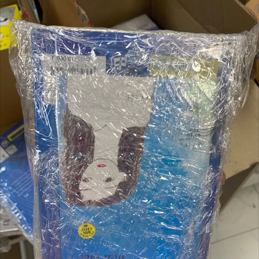 Bọc gói cực kỳ cẩn thận ah, sáng đặt chiều ship đến rồi. Mình đang cần mua gấp, lên tiki mới đặt được hàng đúng thời gian. Sách xịn lắm nha. Cảm ơn shop