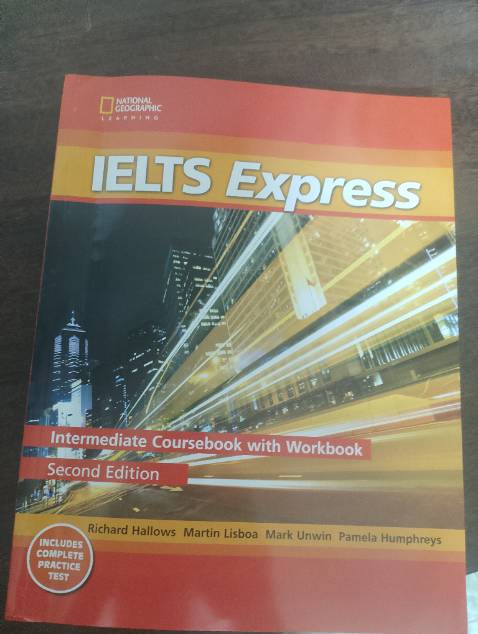 Giao hàng nhanh. Đóng gói cẩn thận. Sp đúng với mô tả. Sách mới và đẹp, gồm cả course book và workbook, là tài liệu rất hữu ích cho người muốn học IELTS theo kiểu củng cố kiến thức và kỹ năng cấp tốc, tài liệu được sử dụng trong trung tâm ngoại ngữ đại học quốc gia TP HCM