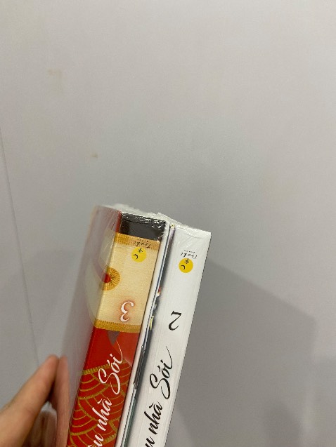 Truyện thì đắt mà đóng gói xong ship gãy cấn gáy như này, bao giờ mới cải thiện hả tiki