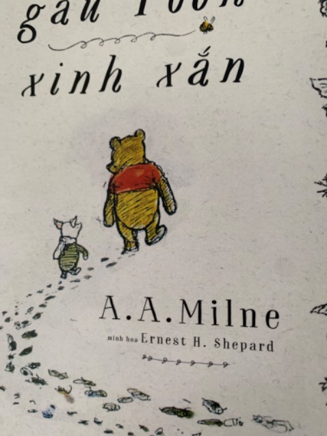 Nội dung dễ thương, nhân vật này quá nổi tiếng nên mình cũng ko cần nói thêm nhiều. Chất lượng giấy mình đánh giá 6/10 thôi nhưng mà giá sách ko cao nên chấp nhận được. Bìa sách thiết kế mình rất thích, màu sắc và minh hoạ rất retro và hơi kiểu recycle