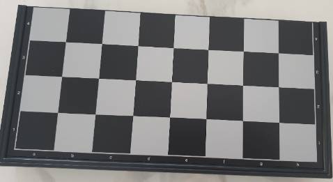 Quân cờ sắc nét, cứng cáp. Mình đã mua lần 2, rất hài lòng về shop, đặc biệt dòng nhắn nếu SP lỗi thì liên hệ shop xử lý trước khi đánh giá.
Sẽ ủng hộ tiếp khi cần