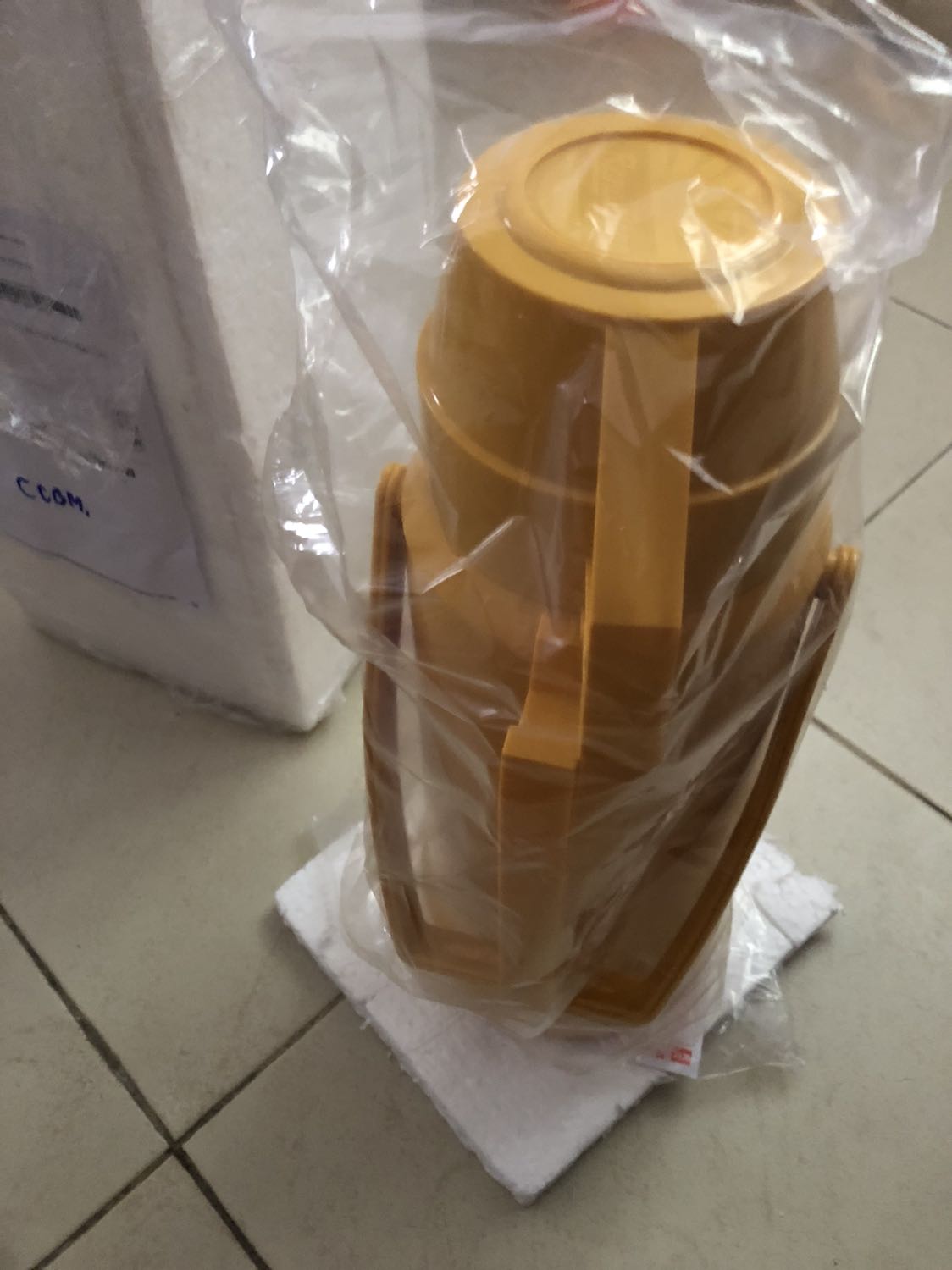 Đặt xanh thì giao vàng, nhưng không sao. Tks shop đóng gói cẩn thận. Tks tiki.