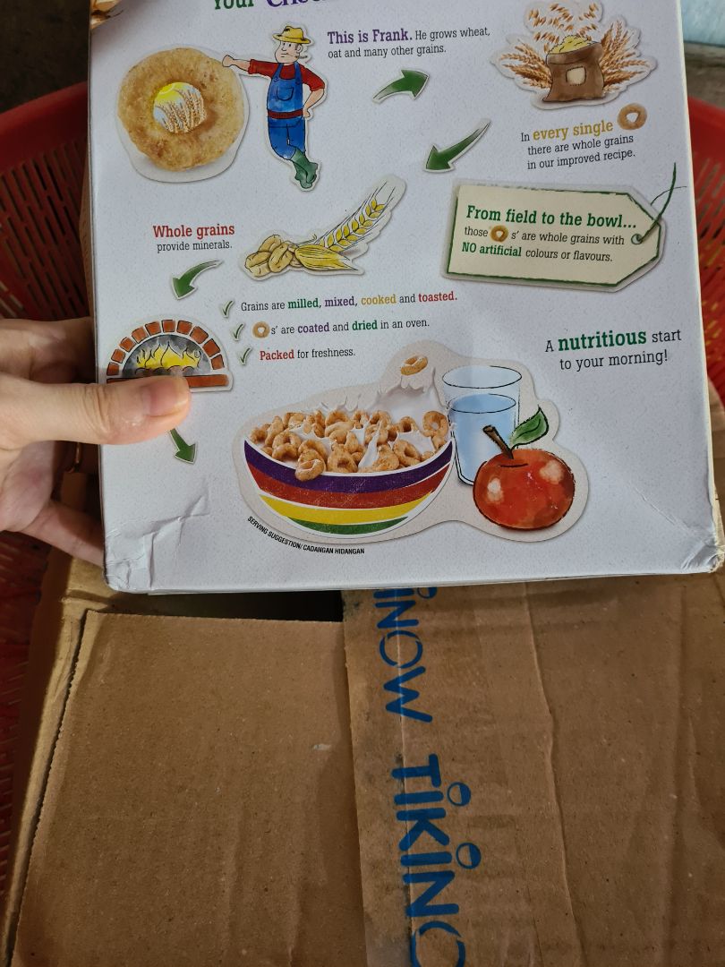 sữa thơm ngon, hạn sử dụng dụng dài nên mọi người yên tâm nhà. giá khuyến mãi và thêm đc miễn phí vận chuyển nên rẻ nha