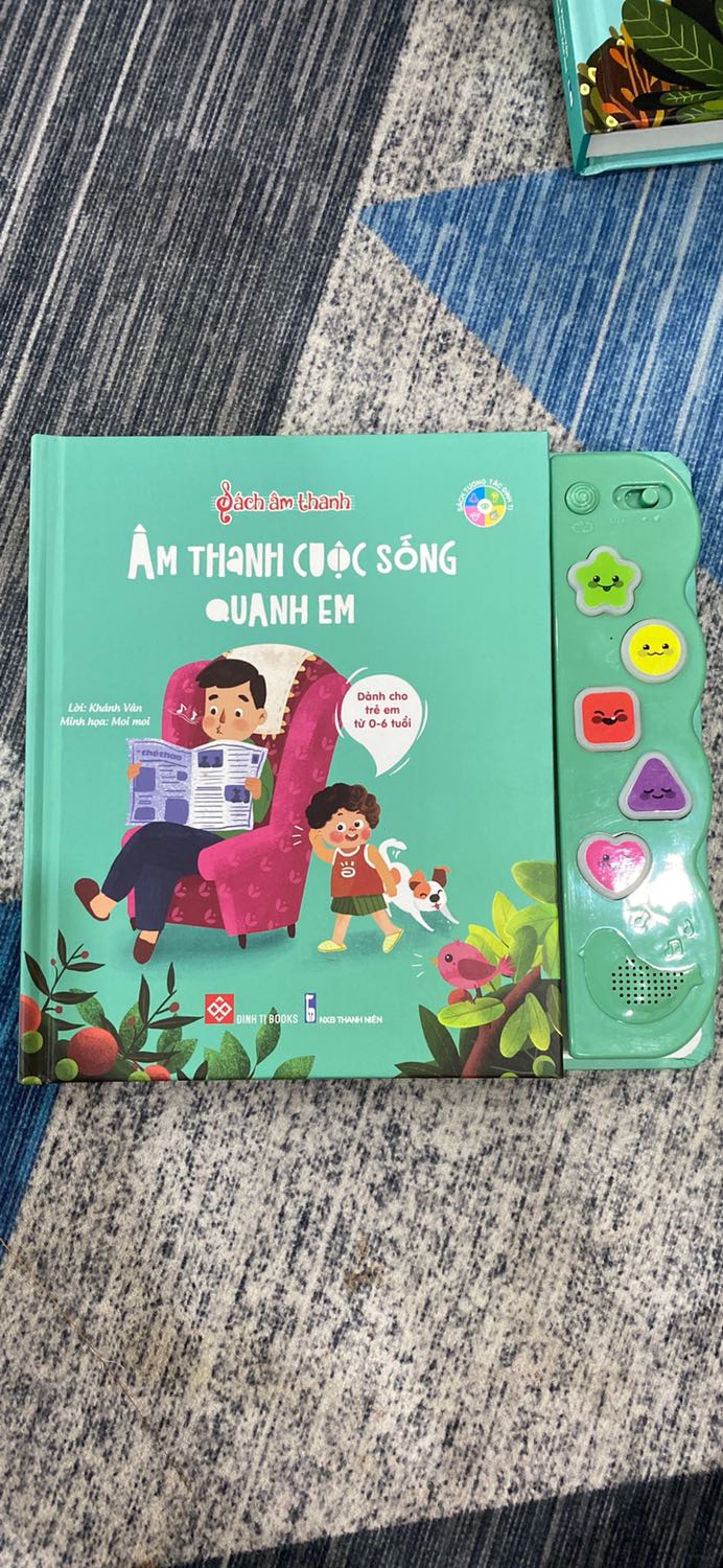 Sách đẹp tuy nhiên có 1 quyển đã hỏng ko kêu đc nữa