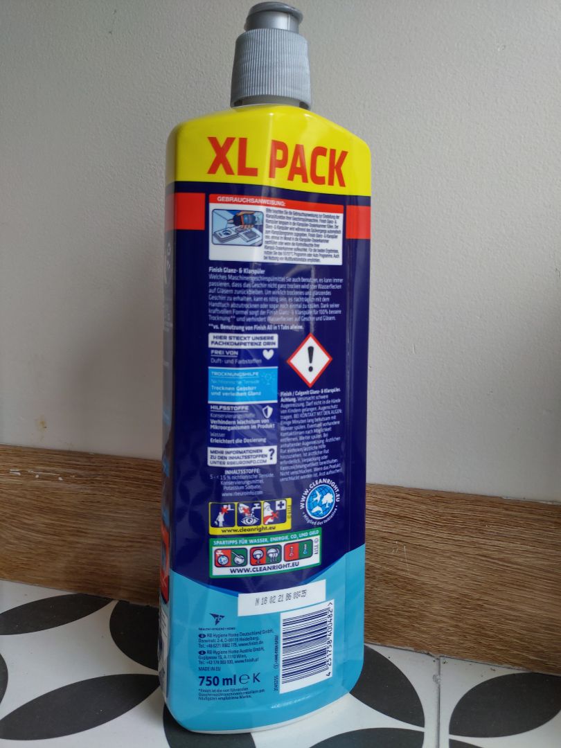 Chai nước trợ xả sạch đẹp, bao bì rõ nét. Hàng sản xuất ở Đức. Mình thấy ok. Hàng đóng gói cẩn thận. TikiNOW giao hàng siêu tốc luôn. Cảm ơn shop và Tiki.