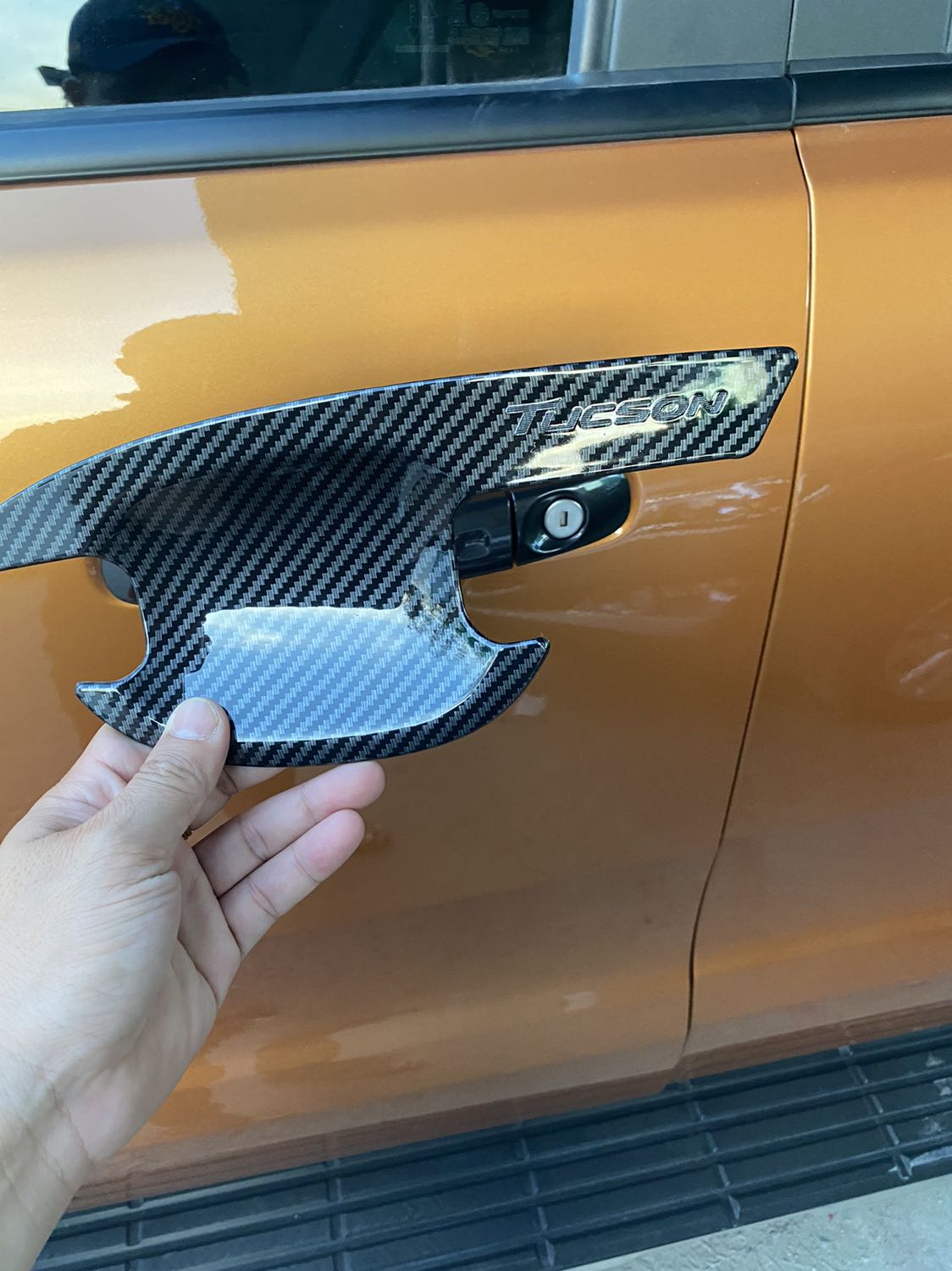 E gởi lộn cho a rồi
A đặt ford renger mà gởi lộn Tucson rồi hjc