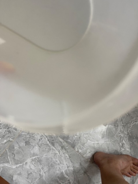 Hàng lỗi mang về đã vỡ bên trong chất lượng nhựa đểu  tốt nhất đừng mua