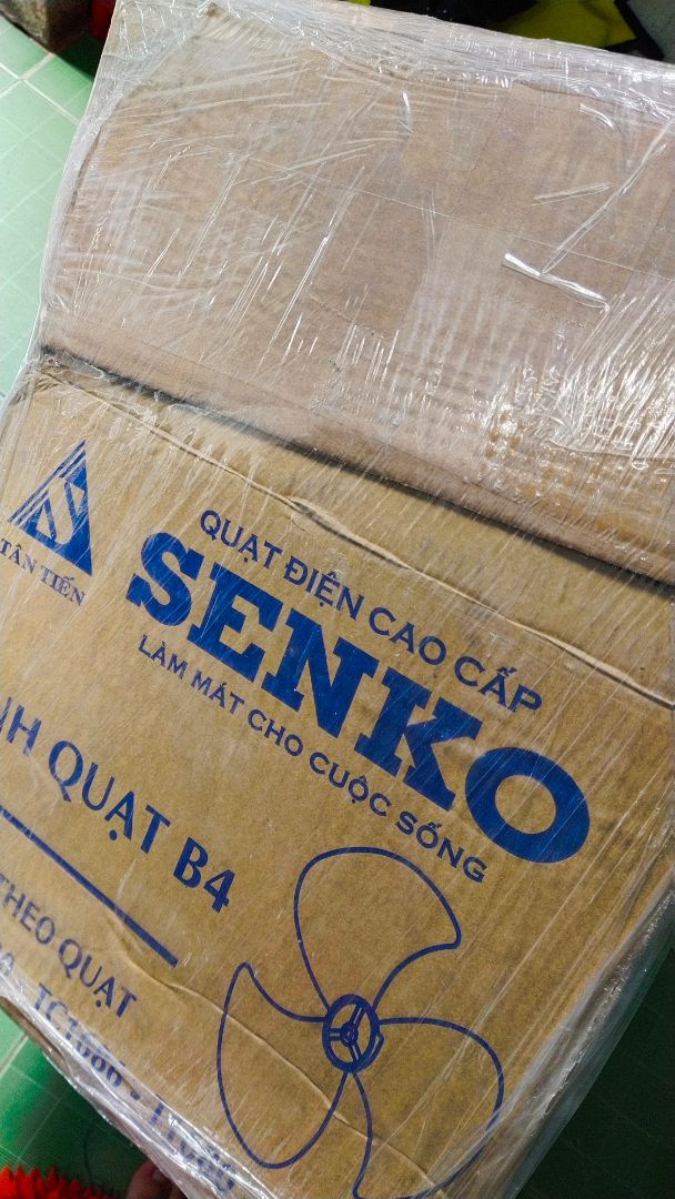 Hàng tốt trong tầm giá 280k, ship nhanh, đóng gói cẩn thận. Chỉ k hài lòng bán màu tím nhạt khoai môn mà giao màu trắng. Còn lại ok. tks