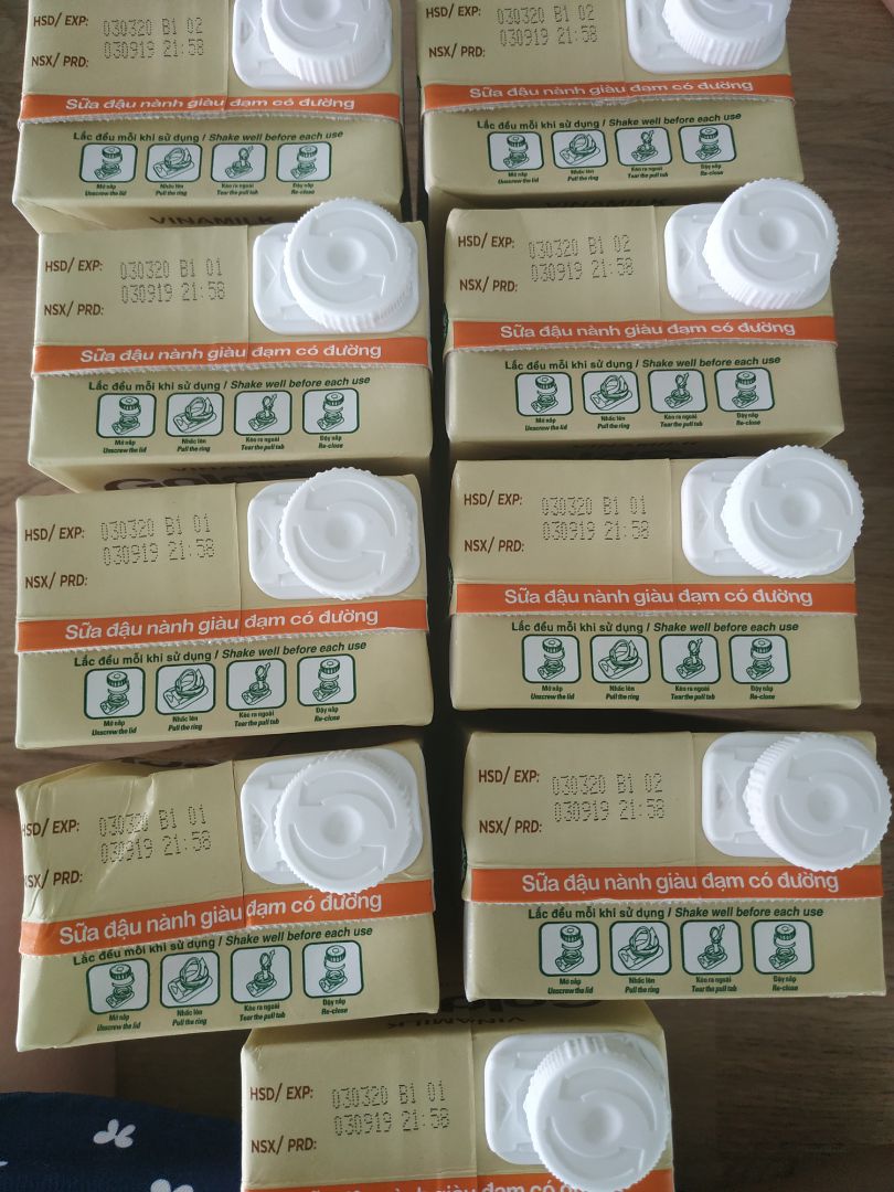 mình đặt 1 thùng ngày 11/02/2020.
Hôm nay lấy ra uống tiếp thì mới biết hết hạn sử dụng.
Sao shop có thể bán hàng mà hạn sử dụng còn chưa được 1 tháng vậy , HSD là 03/03/2020. làm ăn quá tệ.
