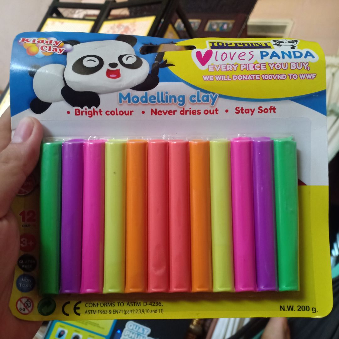 Không thực sự 12 màu, sản phẩm chỉ bao gồm 12 thanh nhưng thực chất chỉ có 6 màu sắp xếp đối xứng nhau mà thôi. Sản phẩm không giống nhưng hình ảnh cũng như tên sản phẩm. Không thực sự 12 màu, sản phẩm chỉ bao gồm 12 thanh nhưng thực chất chỉ có 6 màu sắp xếp đối xứng nhau mà thôi. Sản phẩm không giống nhưng hình ảnh cũng như tên sản phẩm.