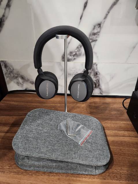 Hàng khá đẹp, đúng giới thiệu, lắp ráp dễ dàng, 5 sao