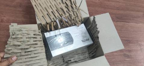 loa nghe rất là hay luôn, đóng gói chắc chắn, full box không thiếu thứ gì, kết nối rất nhạy luôn , Loa chính hãng của shop bán  thì không có gì để chê rồi. Rất hài lòng về shop và sản phẩm. Sẽ ủng hộ tiếp tục trong thời gian tới.