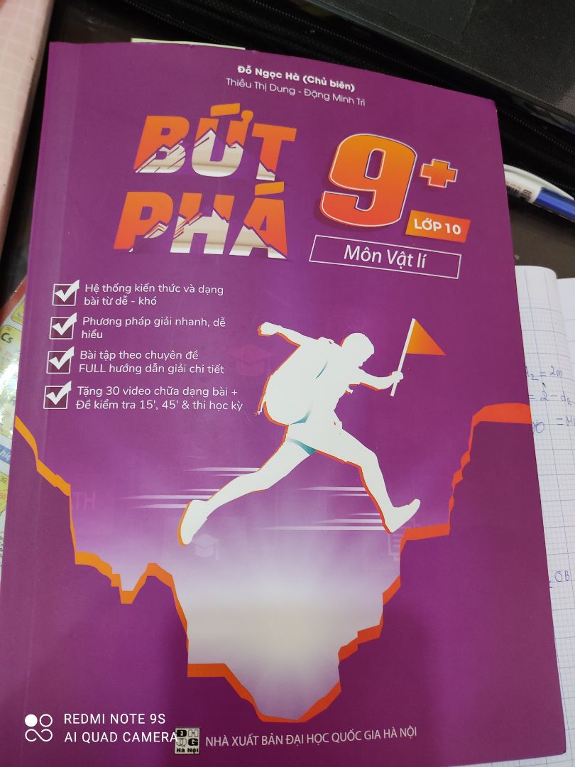 sách hay, nội dung được chia thành từng phần dễ xem và học tập, có tóm tắt kiến thức và 1 vài bài tập minh hoạ tập trung về 1 vấn đề. Có phần chú ý.