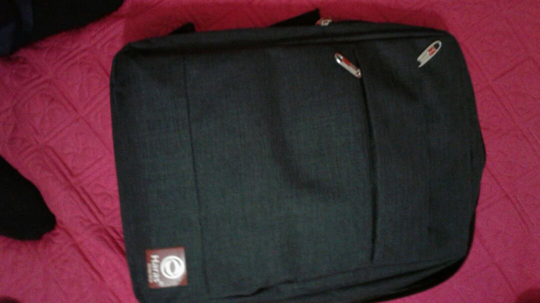 bền, đẹp, đã dùng đc một tháng hàng vẫn tốt. Các bác cứ an tâm mua nha. cám ơn shop nhiều lần sau sẽ ủng hộ tiếp