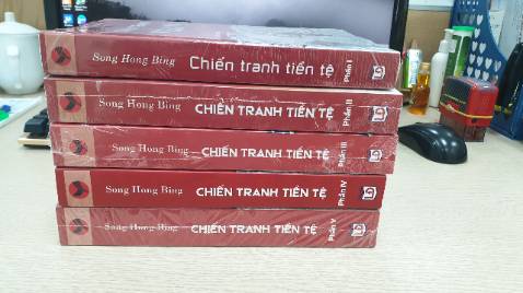 Shop đóng gói cẩn thận, giao hàng ok. Chất lượng tạm ổn, gáy sách dán keo phù hợp với giá tiền. Vừa nhận sách mà shop đã giảm giá thêm rồi :))))))))