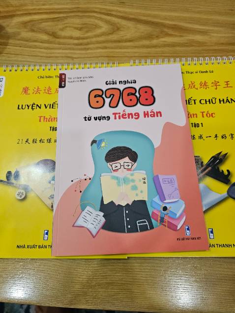 Nội dung sách hay trình bày dễ hiểu, giao hàng nhanh, chất lượng tốt.
