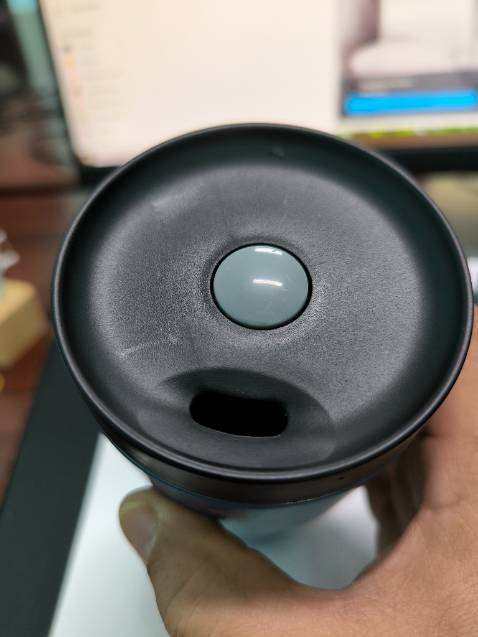 Sản phẩm tốt: chi tiết phần nhôm, sơn rất ok. Có kèm ron bộ cao su dư phòng khá chu đáo. Phần nắp nhựa thì ok. Cần kiểm tra kỹ hơn sẽ tốt.