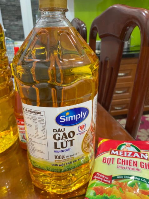 Dầu ăn thơm, chất lượng tốt cho Sk. Mọi người nên dùng.
Tiki trading bán hàng tốt, giao hàng nhanh, giá giảm chút nữa thì tốt hơn.