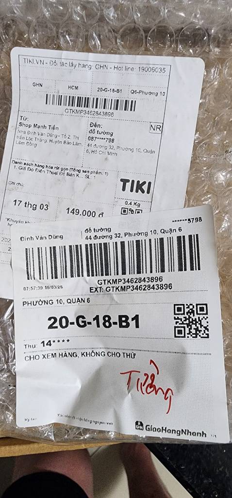 Gãy tùm lum, giải quyết đổi trả thì lâu.