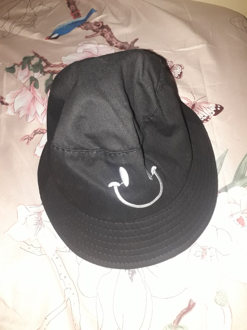 Rất là đẹp, vải mềm mịn. Nói chung rất là hài lòng!!!