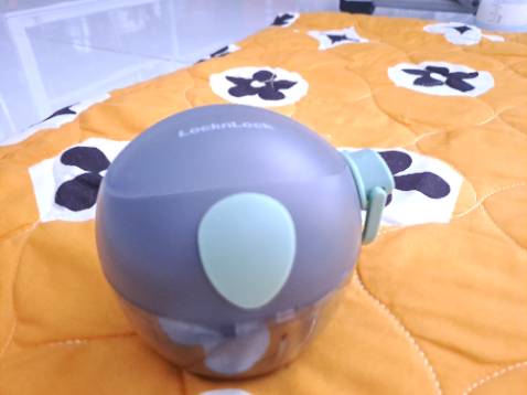 Sản phẩn đúng như giới thiệu. Nhà bán rất uy tín, nhà mình đã mua nhiều sản phẩm đến từ nhà bán này như máy làm sữa chua. Sẽ tiếp tục ủng hộ những sản phẩm khác nữa.