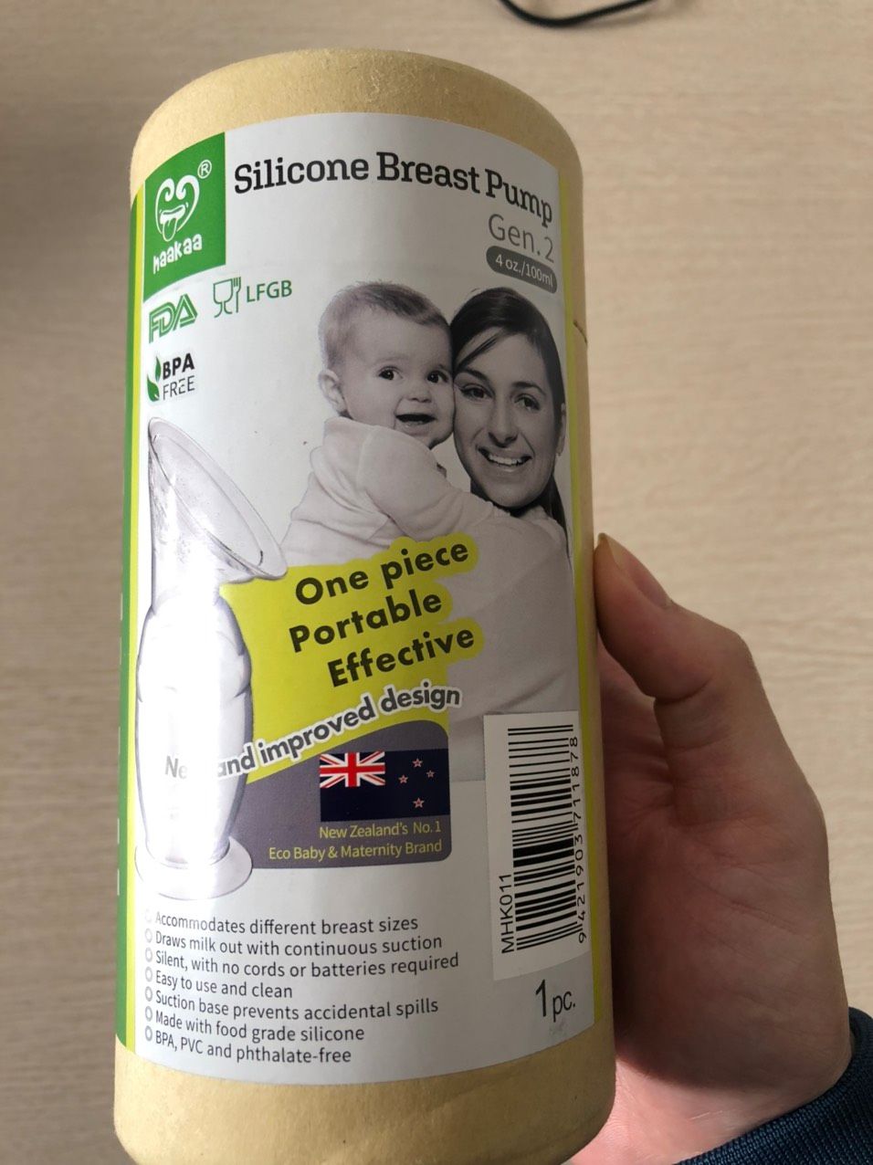 mua một hộp hàng to của haakaa luôn, giá rẻ hơn hàng order lại còn xịn nữa, shop tư vấn size nhiệt tình, đóng gói cẩn thận, hộp giấy bảo vệ mtruong lắm, mua cùng với nắp đậy giá rẻ quá trời. anh shipper vui tính nên 5* nha shop mua một hộp hàng to của haakaa luôn, giá rẻ hơn hàng order lại còn xịn nữa, shop tư vấn size nhiệt tình, đóng gói cẩn thận, hộp giấy bảo vệ mtruong lắm, mua cùng với nắp đậy giá rẻ quá trời. anh shipper vui tính nên 5* nha shop