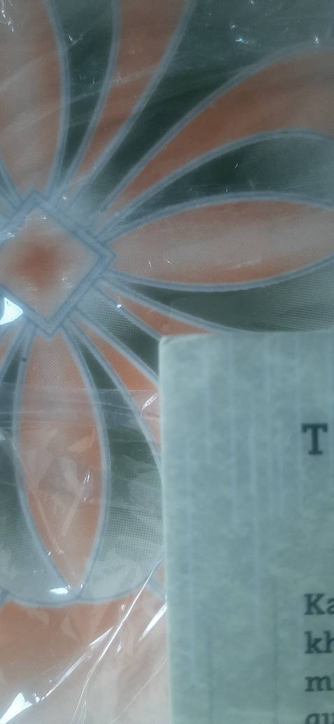 Giao đúng hẹn nhưng phần đóng gói vẫn còn sơ sài khiến sách bị bóp méo vài chỗ. Phần về sách thì mình thấy có mấy chỗ bị dơ, mong shop chú ý vẻ đẹp của sản phẩm trước khi tới người dùng nhé