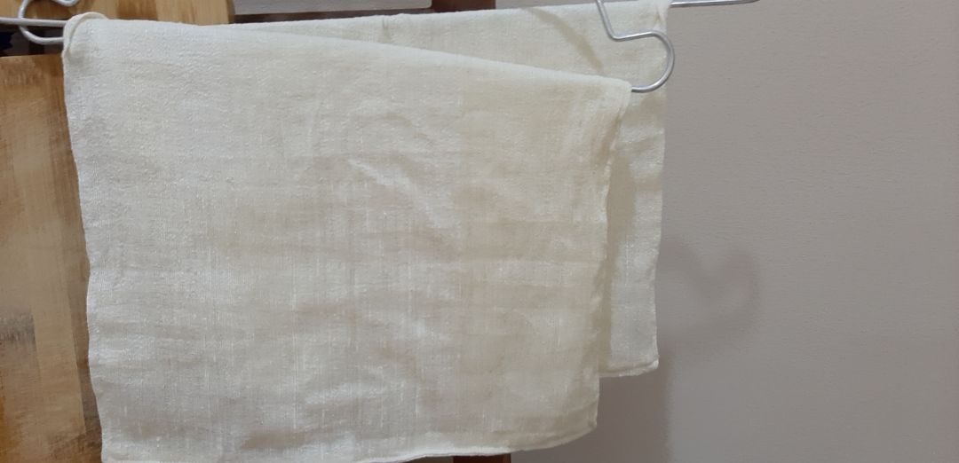 Khăn mềm, mùi dễ chịu tự nhiên.