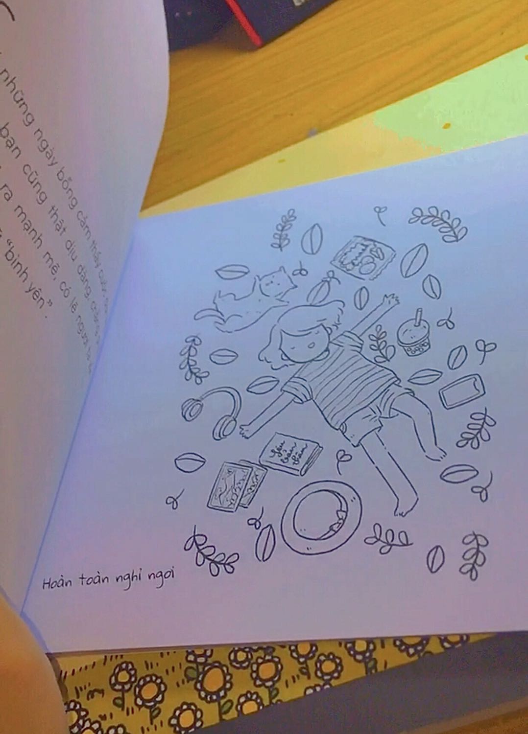 Một quyển sách tô màu cực dễ thương và hay ho cứu rỗi mùa hè nhàm chán của mình
Recommend mng quyển “mình chỉ là người bình thường muốn trao đi rất nhiều yêu thương” của cùng tgiả nha , có nhiều câu chuyện ý nghĩa lắm á ^^