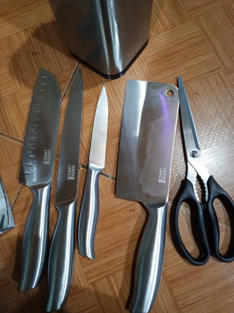 Dao đẹp sắc sang trọng và với giá trị cao của sản phẩm