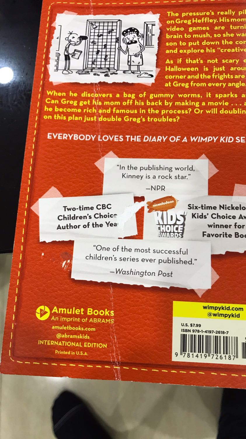 Mặt trước thì hài lòng còn mặt sau thì bị nhăn .Mong công ty sẽ giút kinh nghiệm