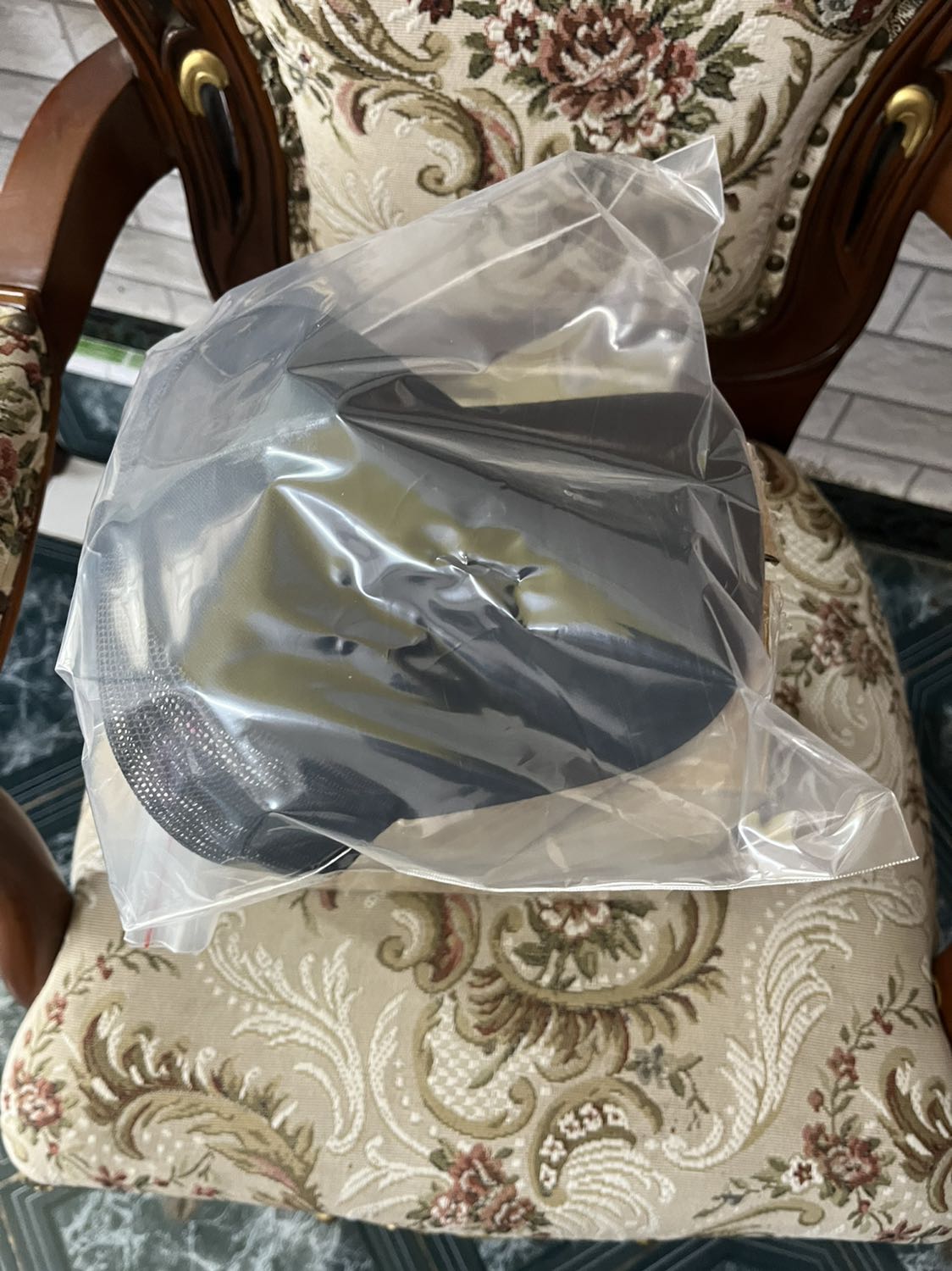 Mũ form chuẩn đẹp, đóng hộp cẩn thận, shop Sài Gòn ship cực nhanh. Sẽ còn ủng hộ dài dài.