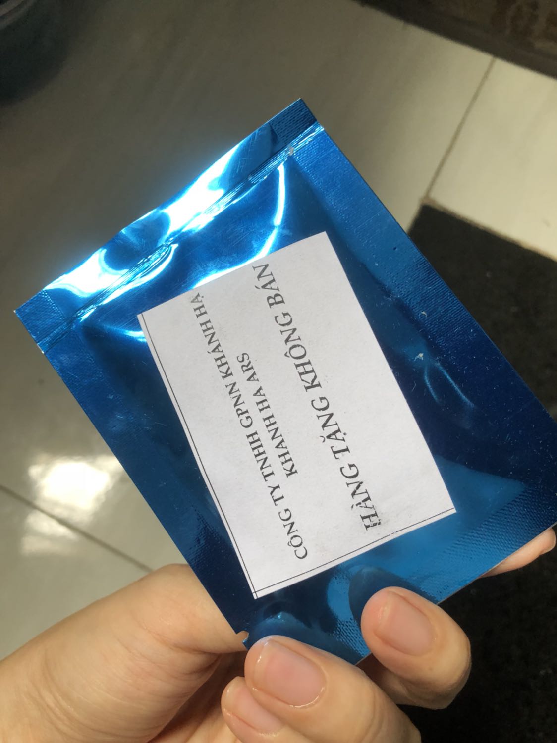 Chưa dùng nên chưa biết. Đóng gói kĩ hàng giao nhanh. Nhân viên giao hàng thân thiện. Nhãn mác bao bì hàng hoá sạch sẽ. Có cả hàng tặng là bich hạt giống dễ thương ghê. Ths shop ths tiki