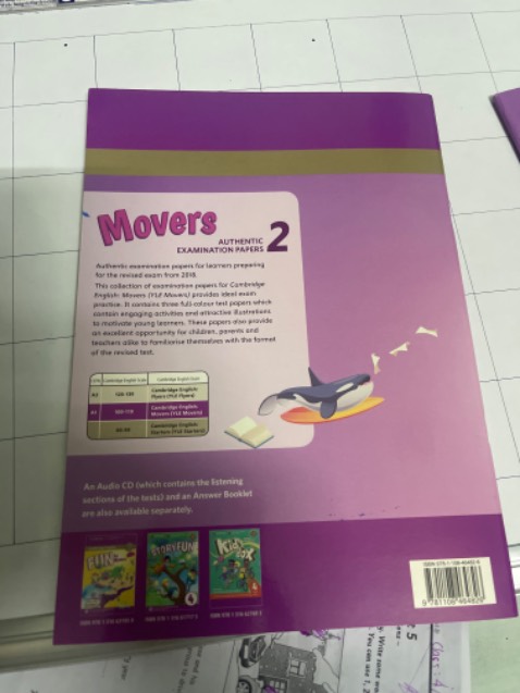 Sách đẹp , giấy tốt , màu đẹp