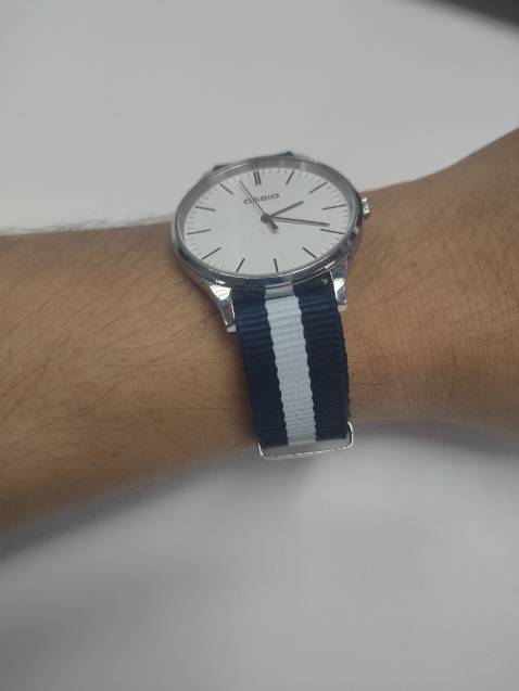 Thanh inox chỗ này hơi rộng.. Thanh inox chỗ này hơi rộng..