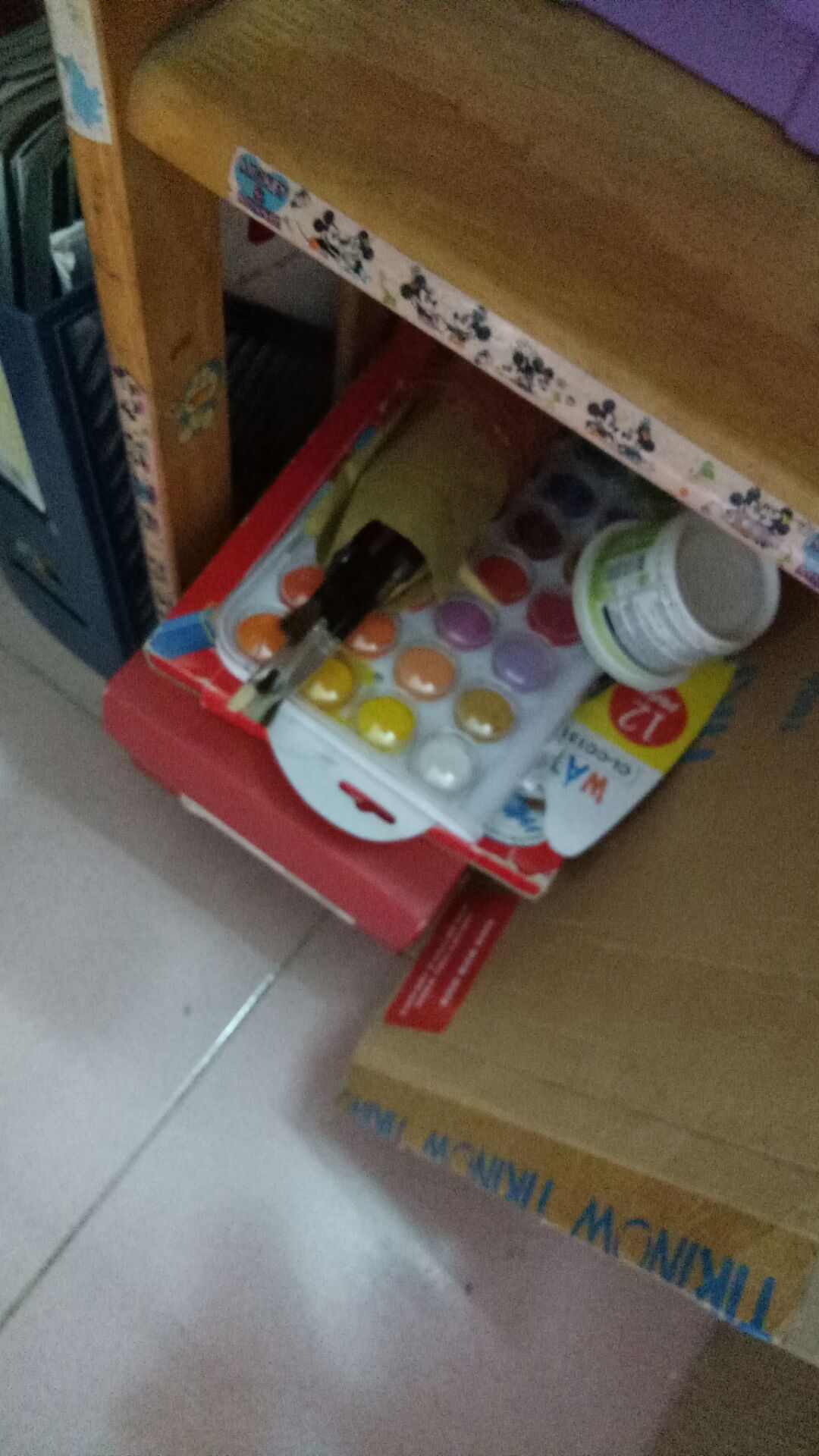 màu đẹp nhiều giá thấp hơn mọi khi mình thấy , dùng chắc cũng được lâu màu đẹp nhiều giá thấp hơn mọi khi mình thấy , dùng chắc cũng được lâu