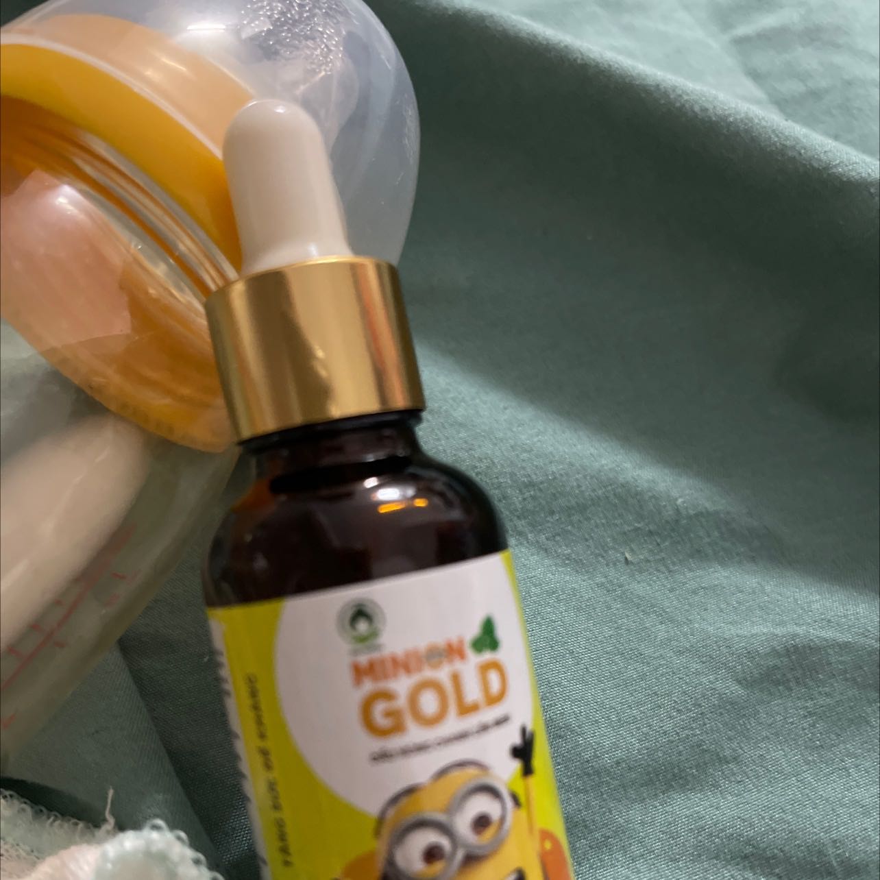 Dầu húng chah đóng gói cẩn thận tặng khăn giấy ướt, giao hàng nhanh cực kỳ