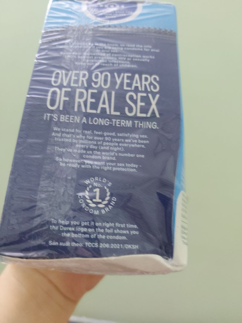 Chưa sử dụng nên không biết sao nhưng hộp to đẹp (dù giao hàng làm méo mất cái hộp hic. Hôm mình mua có mã giảm giá 100k cho đơn 500k nên cũng hài lòng.