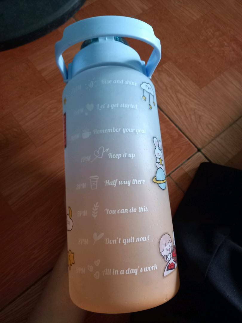 Bình xinh cực kì luôn m.n ạ 
Bình dày lắm nhé 
Mới nhận về nhìn ưng lắm
Lần sau sẽ quay lại shop ủng hộ