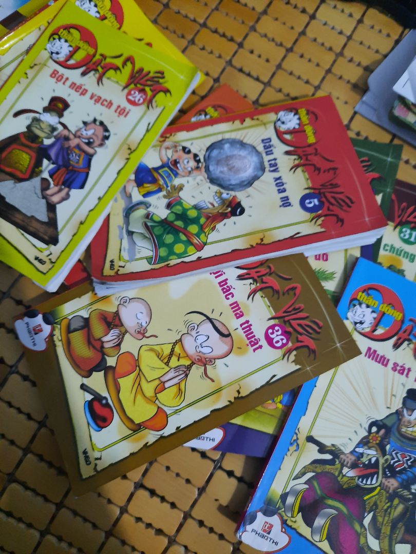 Truyện in rõ ràng, nội dung hay, giao hàng nhanh, shipper nhiệt tình, rất đáng mua nha mọi người!