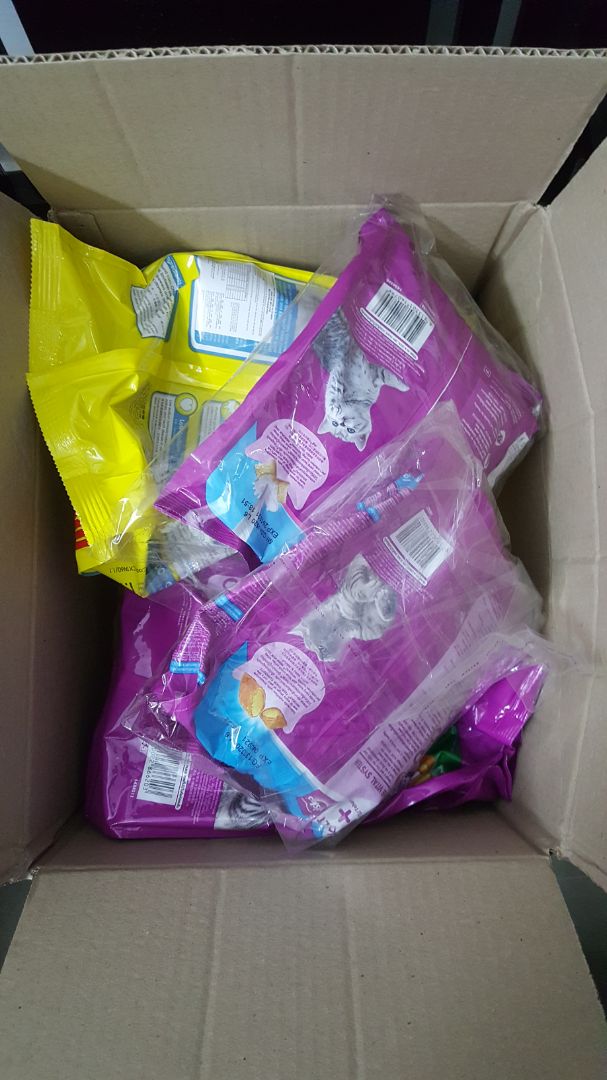 hạt thơm, mèo nhà mình rất thích. giao hàng rất nhanh. shipper rất chu đáo.