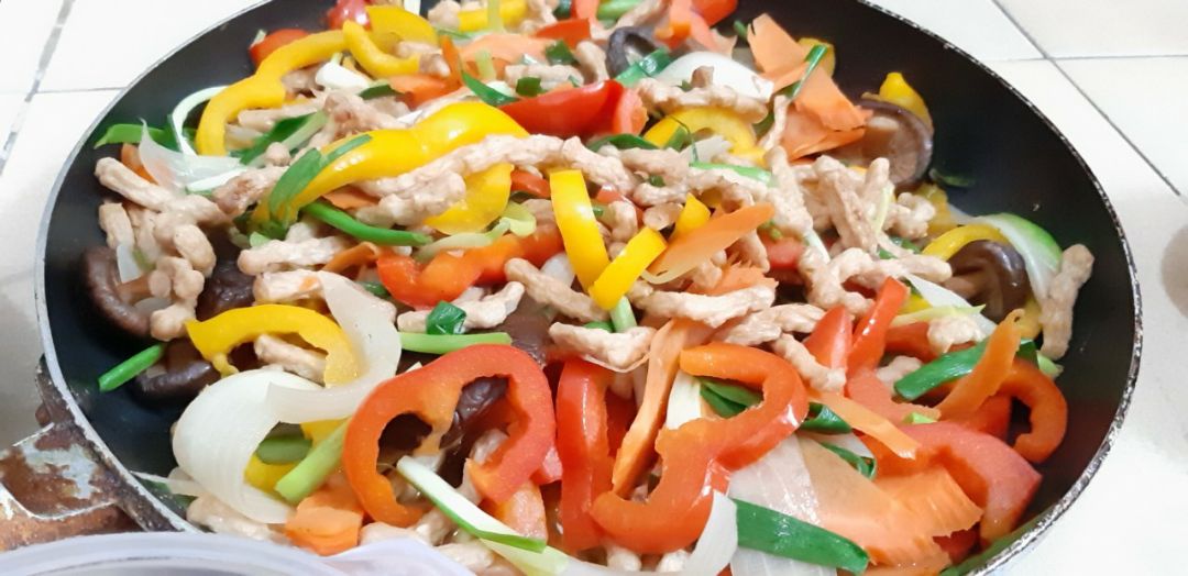 Tính mua dây ko chớp nháy, mà cuối cùng thành chớp nháy liên tục, ko có chế độ dừng chớp.
Nói chung, ngoài đó ra thì sản phẩm khá là đẹp, màu xanh dương hài hòa ko có bóng nào lỗi hay bóng bị chói gắt cả.
hàng khá tốt
Anh giao hàng thì chỉ cần giao 1 lần là quen mặt nên lần sau ko cần gọi điện hay hô to gọi nhỏ làm gì mà cứ thế tới tận nhà giao hàng thôi. Cảm ơn anh giao hàng nhé vì em có con nhỏ sơ sinh ạ.