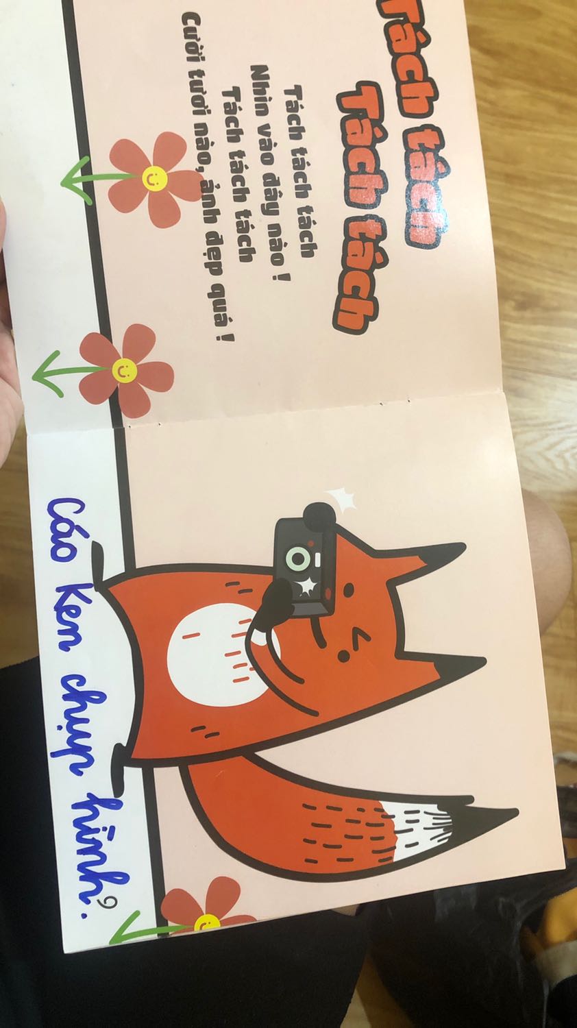 Mình viết thêm mẫu câu để dạy bé nói mẫu câu đúng với mỗi trang