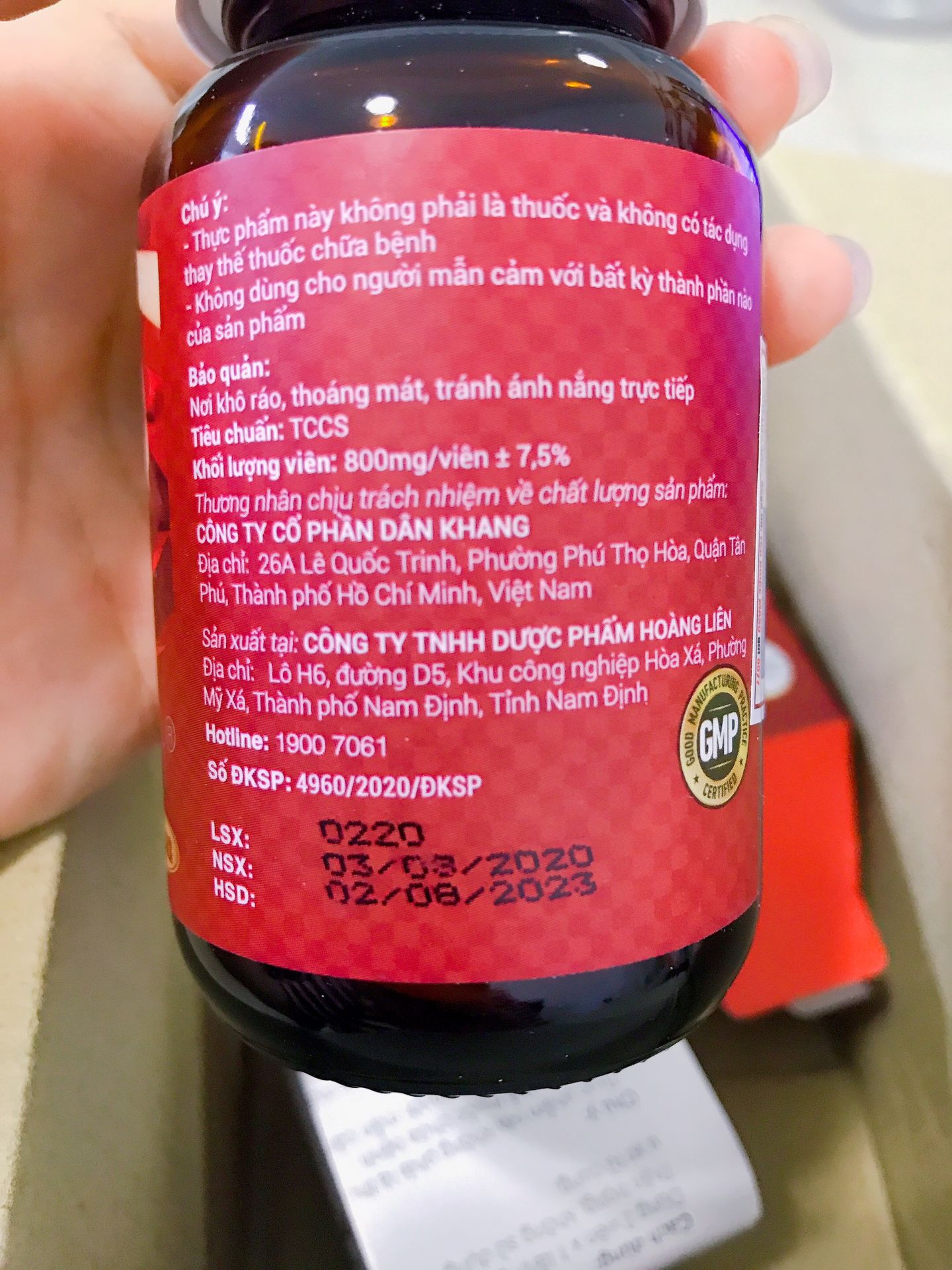 Mình bị mất ngủ nhiều, hay bị bốc hỏa và căng thẳng do tiền mãn kinh, từ lúc dùng loại này thì đỡ nhiều hẳn, mình xaì cũng được hơn 1 năm rồi nhưng đến giờ mới review cho sản phẩm này vì thực sự thấy hiệu quả. Ai mua về xài nếu có vấn đề gì cứ liên hệ với *** công ty in trên sản phẩm họ tư vấn cho cách dùng hiệu quả. Mình bị mất ngủ nhiều, hay bị bốc hỏa và căng thẳng do tiền mãn kinh, từ lúc dùng loại này thì đỡ nhiều hẳn, mình xaì cũng được hơn 1 năm rồi nhưng đến giờ mới review cho sản phẩm này vì thực sự thấy hiệu quả. Ai mua về xài nếu có vấn đề gì cứ liên hệ với *** công ty in trên sản phẩm họ tư vấn cho cách dùng hiệu quả.