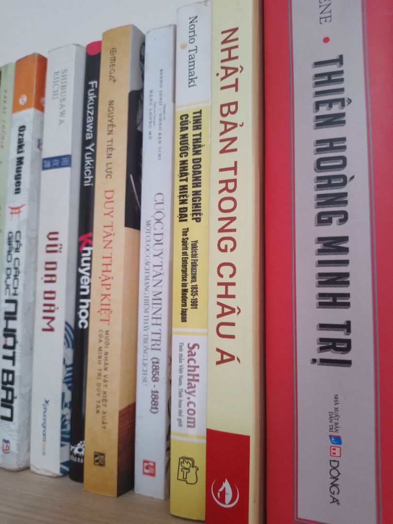 nước nhật làm mình ngượng mộ và theo đuổi dòng sách về lịch sử nhật