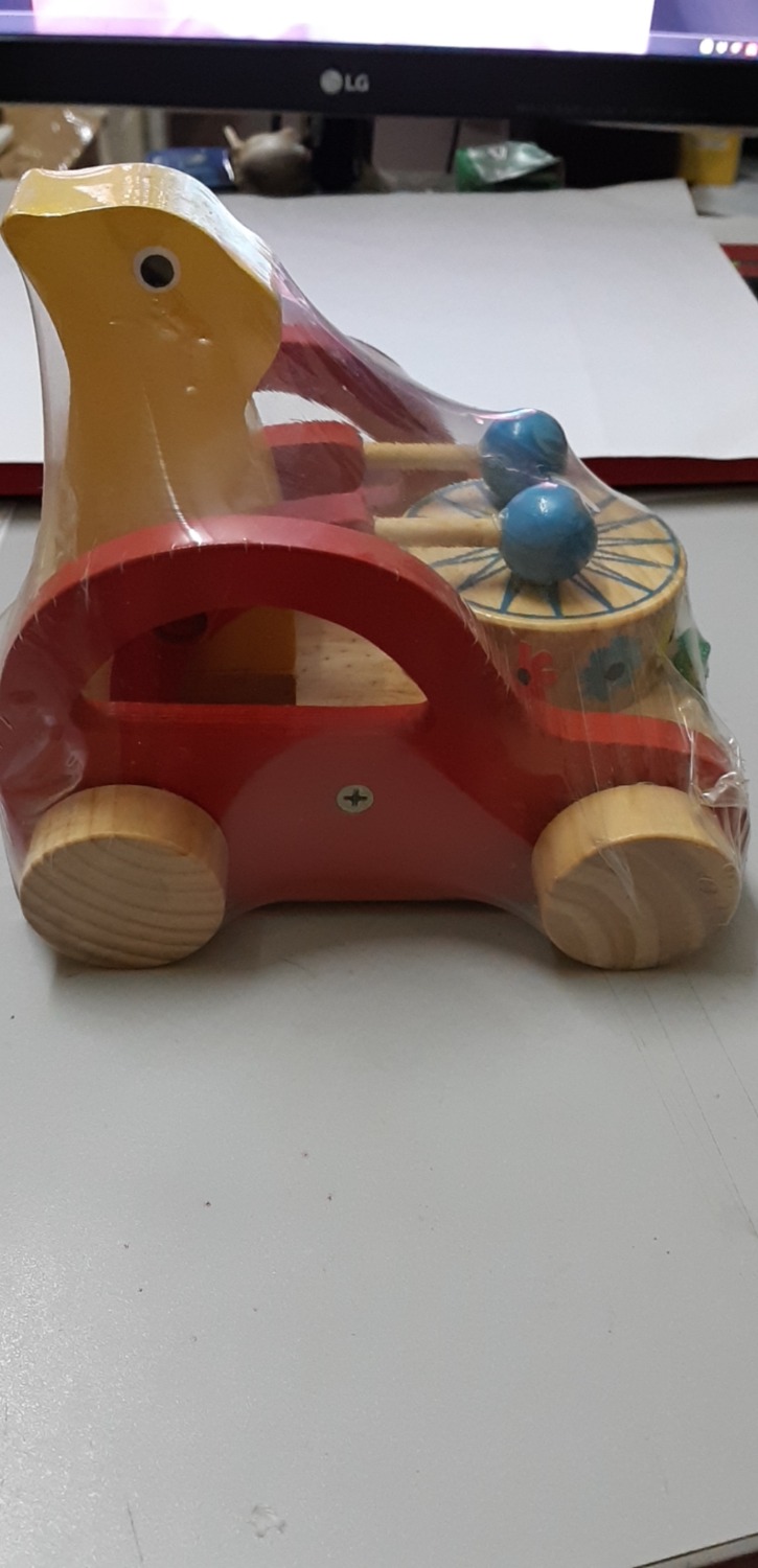 Đồ chơi gỗ Minh Thành là hàng Việt Nam sản xuất nên rất an toàn cho các bé
Sản phẩm đẹp, giá rẻ, đóng gói cẩn thận
P/S: Hàng bên ngoài đẹp hơn ảnh chụp
Rất hài lòng với sp này. Đánh giá 5 sao.