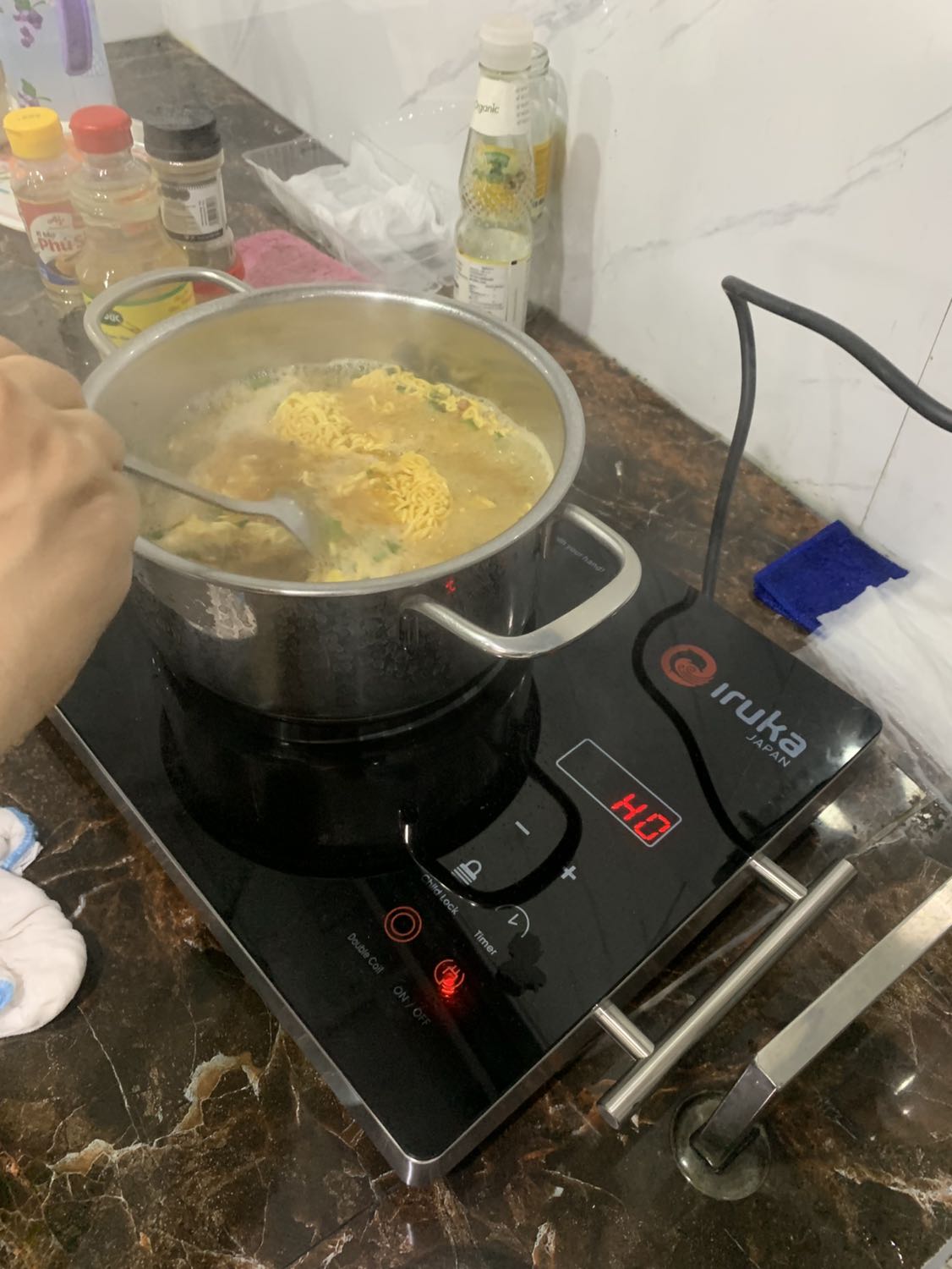 Tiki giao hàng nhanh chóng đúng hẹn.
Bếp đun nhanh sôi. Tạm thời dùng ổn o